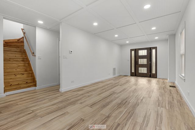 11055 S Avenue C, Chicago, IL 60617