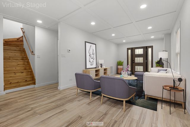 11055 S Avenue C, Chicago, IL 60617