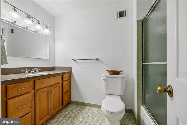 1515 BLUE MEADOW RD, Potomac, MD 20854