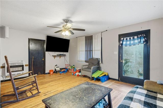 395 George Gray Lane, Waleska, GA 30183