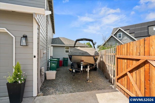 2109 N Valeri Dr, Newberg, OR 97132