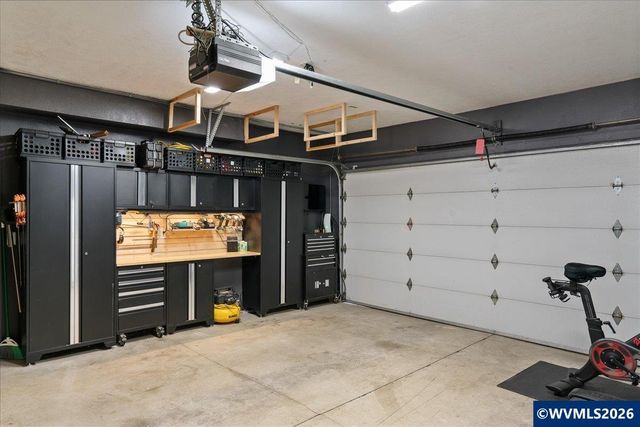 2109 N Valeri Dr, Newberg, OR 97132