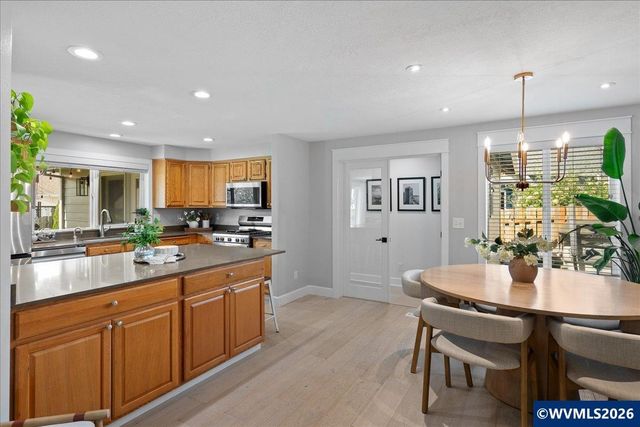 2109 N Valeri Dr, Newberg, OR 97132