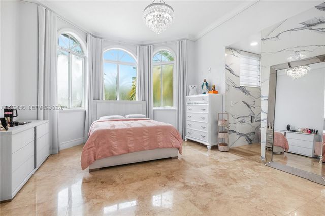 11950 SW 43rd St, Miami, FL 33175