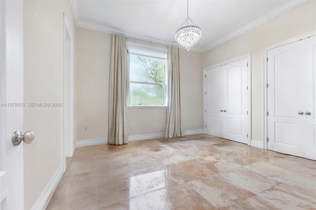 11950 SW 43rd St, Miami, FL 33175