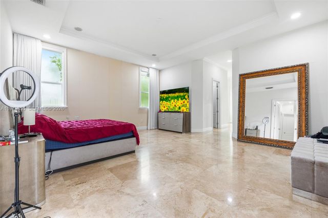 11950 SW 43rd St, Miami, FL 33175