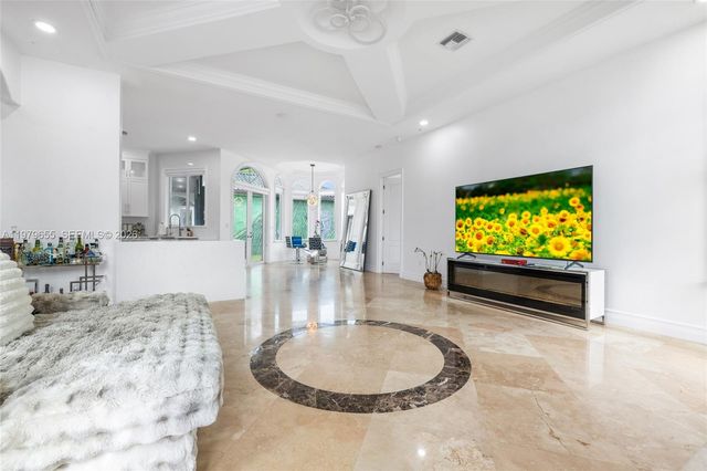 11950 SW 43rd St, Miami, FL 33175