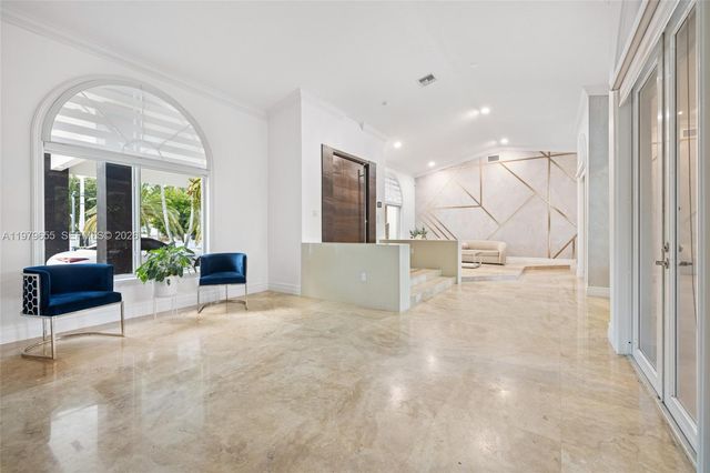 11950 SW 43rd St, Miami, FL 33175