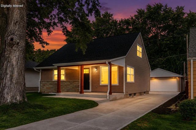 222 N 111th STREET, Wauwatosa, WI 53226