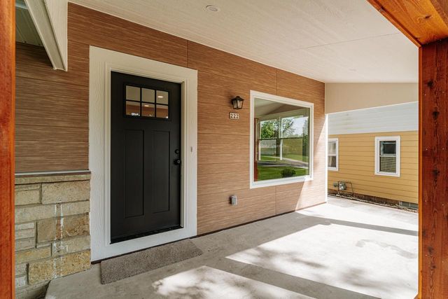222 N 111th STREET, Wauwatosa, WI 53226