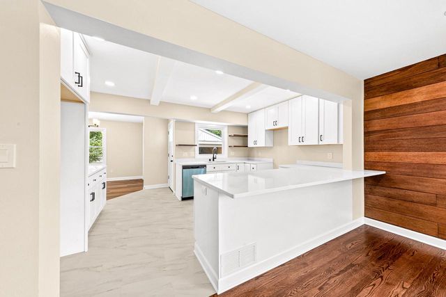 222 N 111th STREET, Wauwatosa, WI 53226