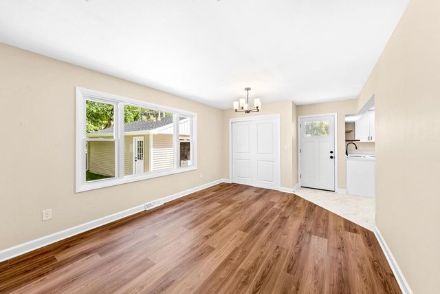 222 N 111th STREET, Wauwatosa, WI 53226