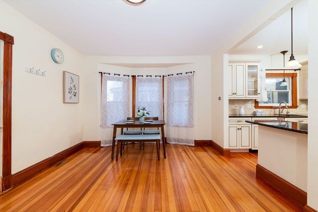 28 Apthorp St, Quincy, MA 02170