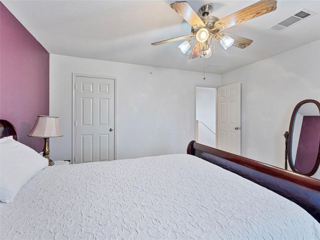 2252 Stoneleigh Place, Mckinney, TX 75071