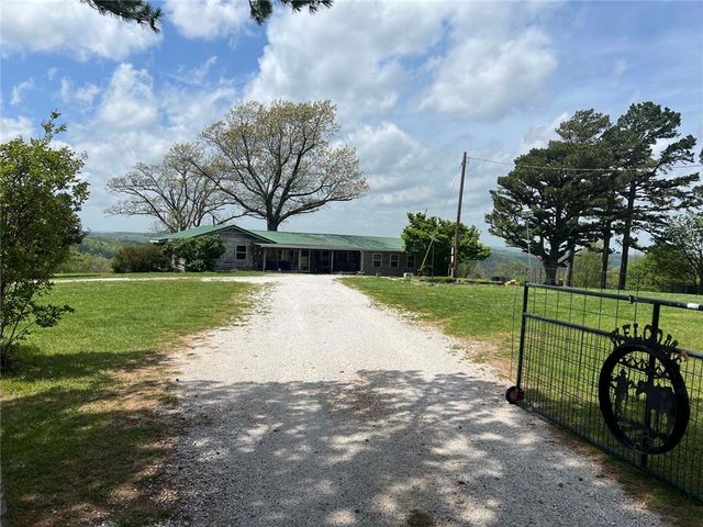 2257 NC 8800, Jasper, AR 72641