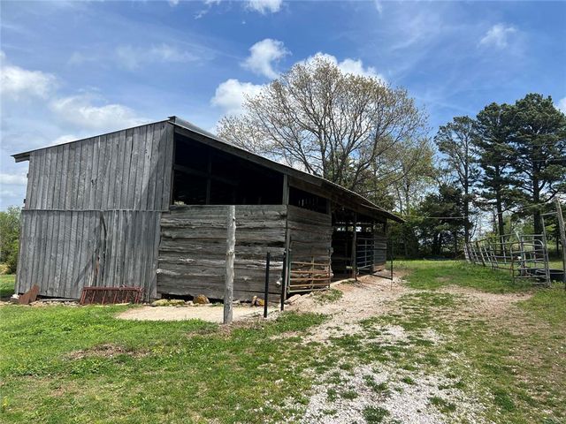 2257 NC 8800, Jasper, AR 72641