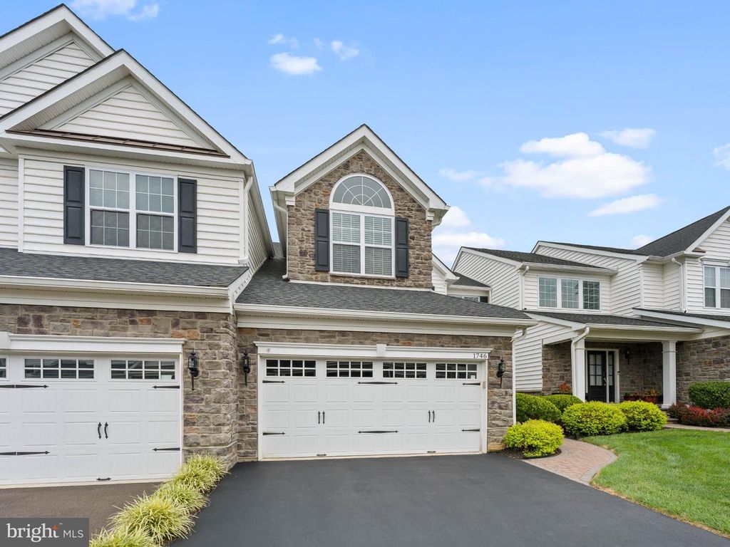1746 LOCUST DR, YARDLEY, PA 19067 — photo 4