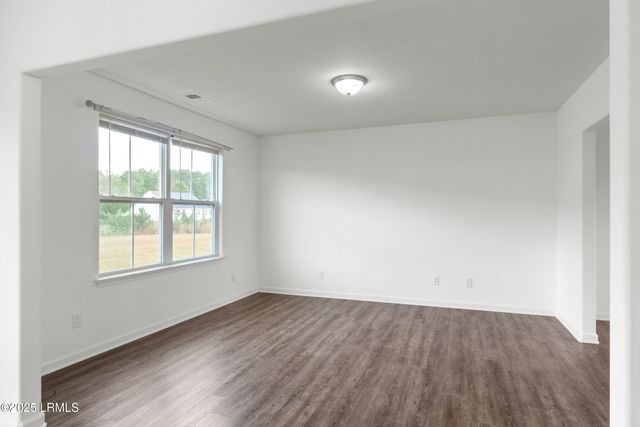 156 Red Pine Road, Ridgeland, SC 29936