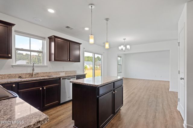 156 Red Pine Road, Ridgeland, SC 29936