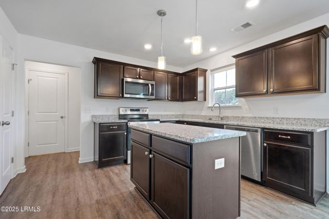 156 Red Pine Road, Ridgeland, SC 29936