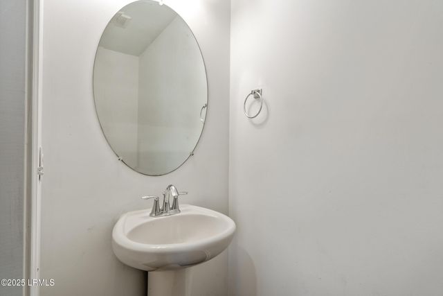 156 Red Pine Road, Ridgeland, SC 29936