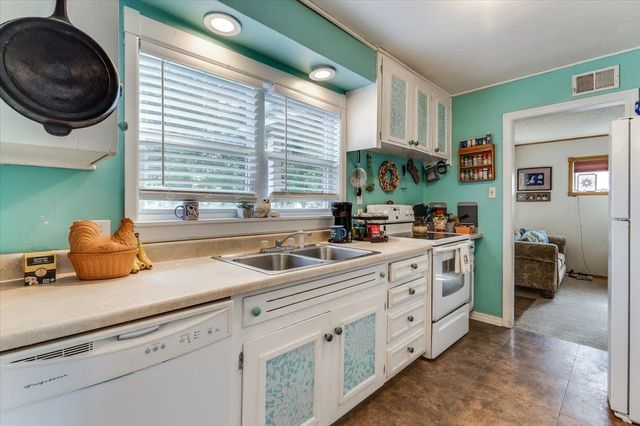 3579 S Vine, Wichita, KS 67217