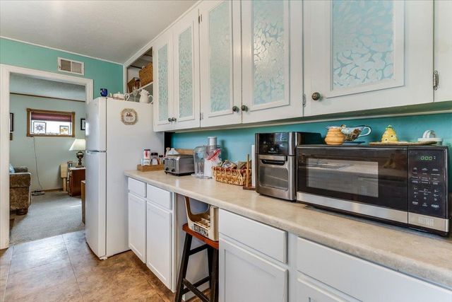 3579 S Vine, Wichita, KS 67217