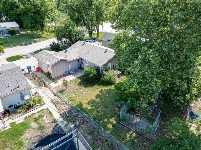 3579 S Vine, Wichita, KS 67217