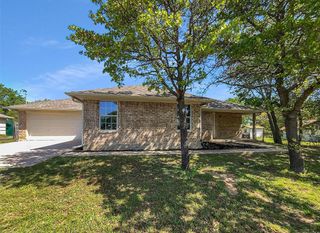1712 Willow Wood Drive, Azle, TX 76020