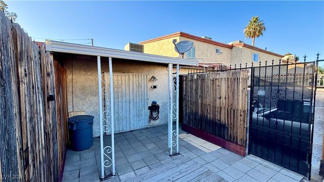 3978 Palos Verdes Street, Las Vegas, NV 89119