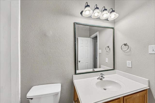 1016 Brazos Court, League City, TX 77573
