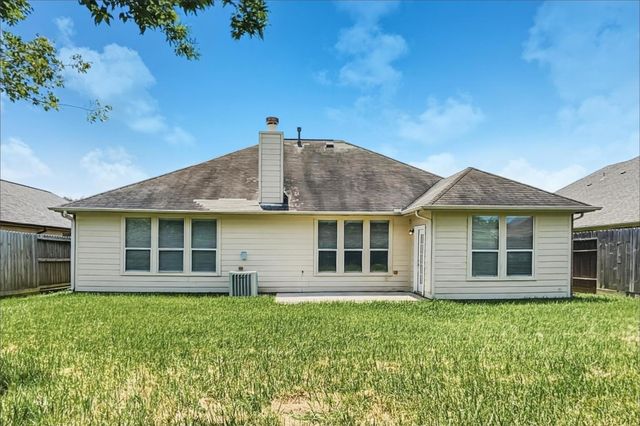 1016 Brazos Court, League City, TX 77573