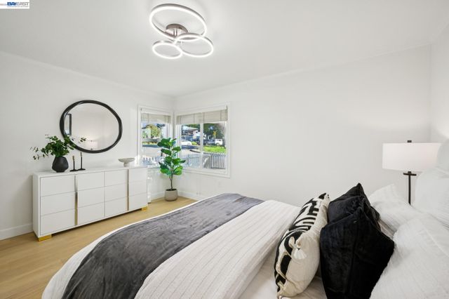 2690 Watson St, Castro Valley, CA 94546