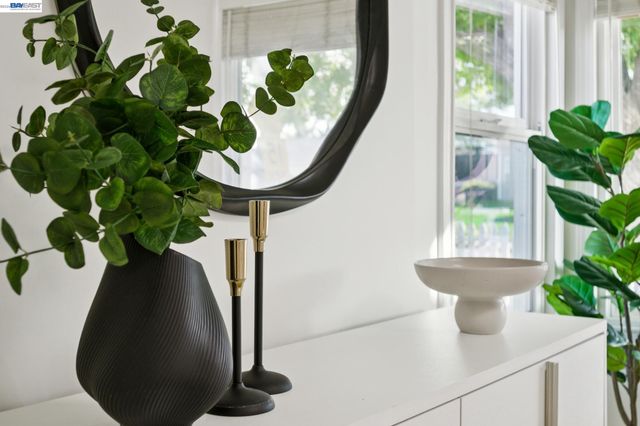 2690 Watson St, Castro Valley, CA 94546