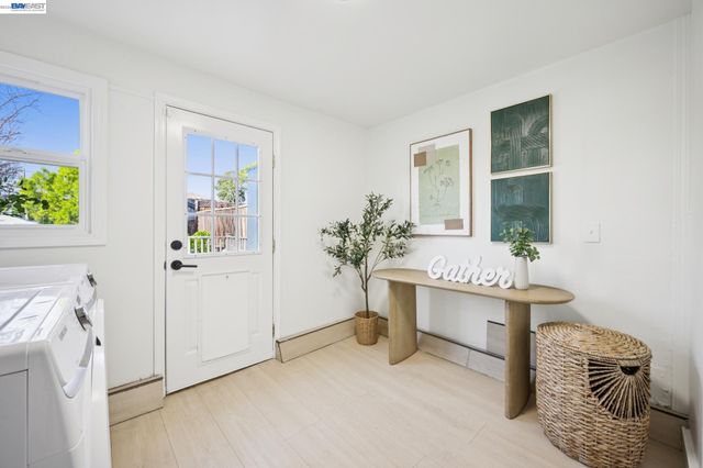 2690 Watson St, Castro Valley, CA 94546