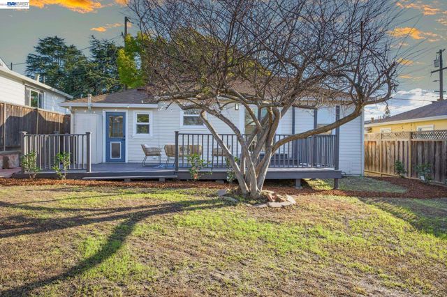 2690 Watson St, Castro Valley, CA 94546