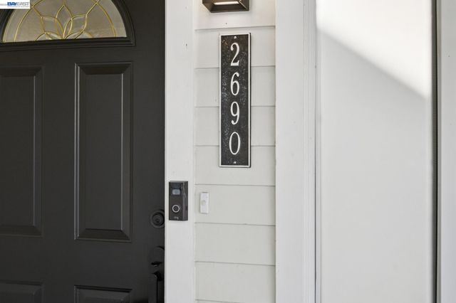 2690 Watson St, Castro Valley, CA 94546