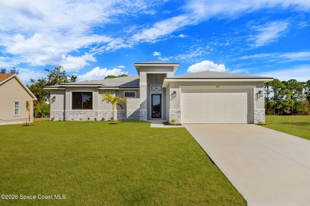 797 Tejon Avenue SW, Palm Bay, FL 32908