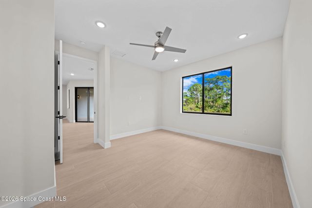 797 Tejon Avenue SW, Palm Bay, FL 32908