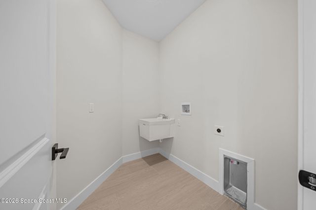 797 Tejon Avenue SW, Palm Bay, FL 32908