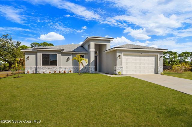 797 Tejon Avenue SW, Palm Bay, FL 32908