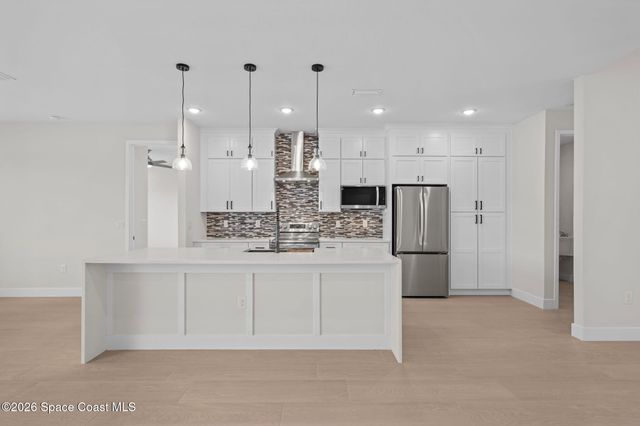 797 Tejon Avenue SW, Palm Bay, FL 32908