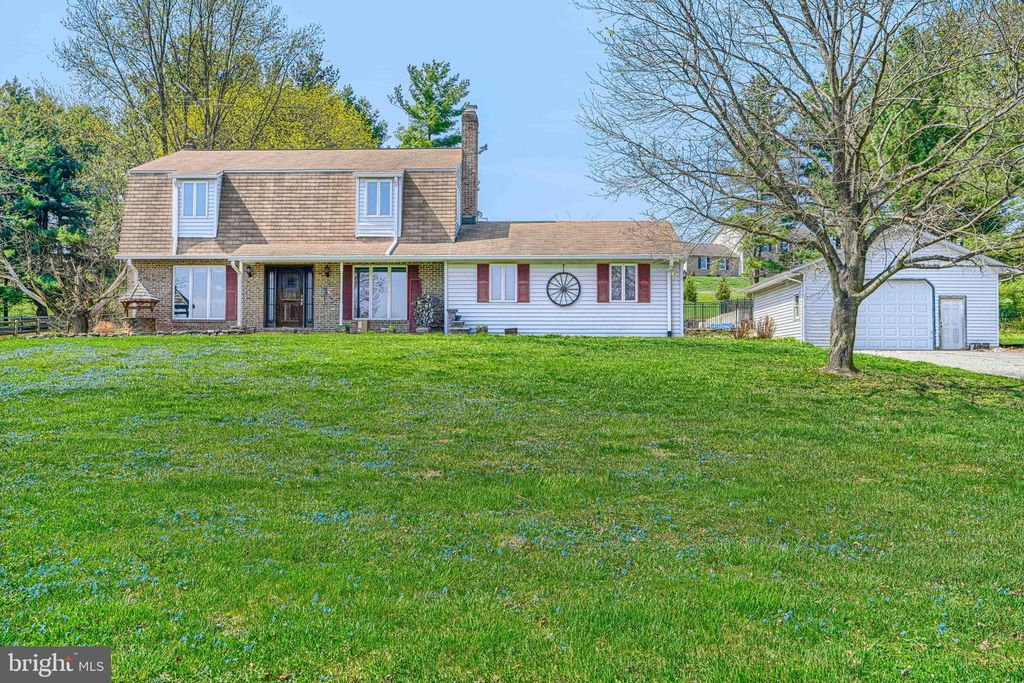 Image 2 of property listing at 2625 OLD TANEYTOWN RD, Westminster, MD 21158