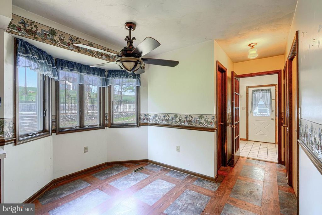Image 24 of property listing at 2625 OLD TANEYTOWN RD, Westminster, MD 21158