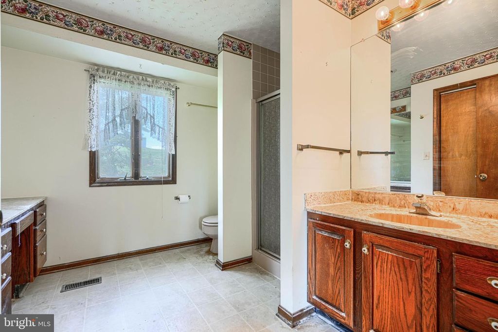 Image 31 of property listing at 2625 OLD TANEYTOWN RD, Westminster, MD 21158
