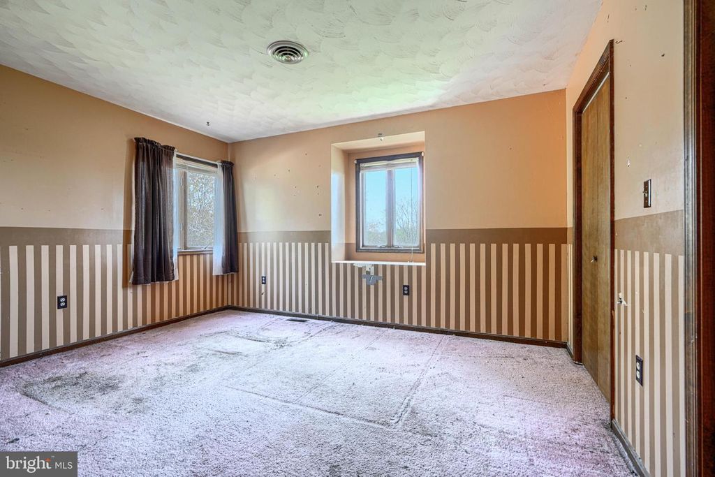 Image 37 of property listing at 2625 OLD TANEYTOWN RD, Westminster, MD 21158