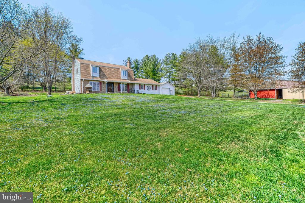 Image 4 of property listing at 2625 OLD TANEYTOWN RD, Westminster, MD 21158