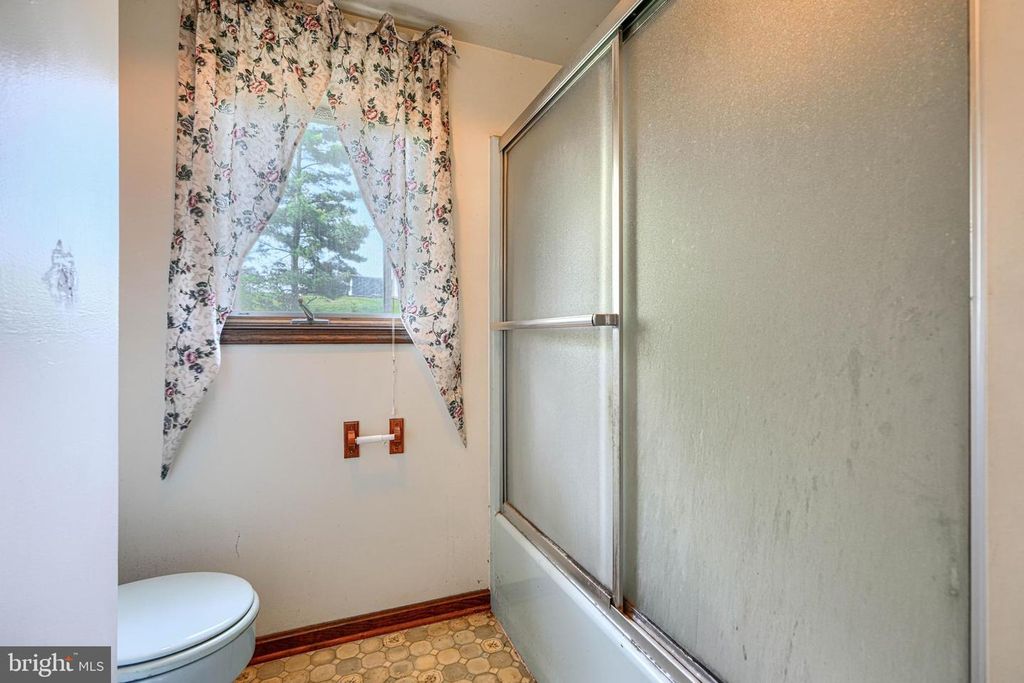 Image 41 of property listing at 2625 OLD TANEYTOWN RD, Westminster, MD 21158