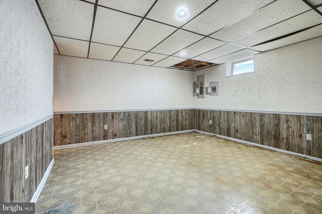 Image 44 of property listing at 2625 OLD TANEYTOWN RD, Westminster, MD 21158