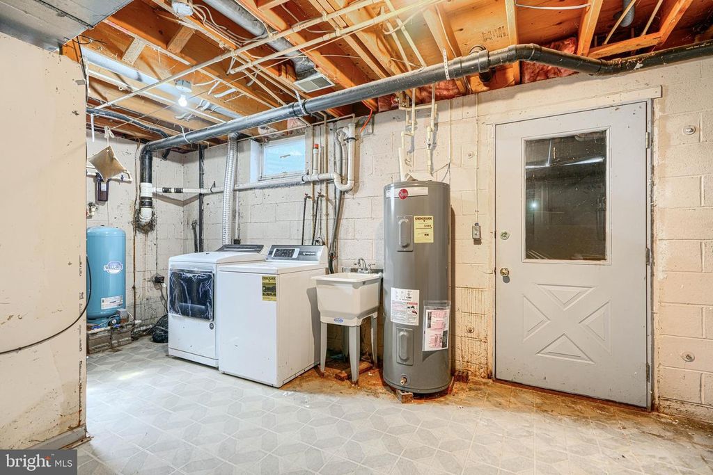 Image 46 of property listing at 2625 OLD TANEYTOWN RD, Westminster, MD 21158